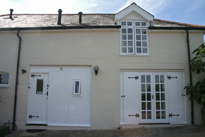 Panelling, panelled windows and doors in gloss